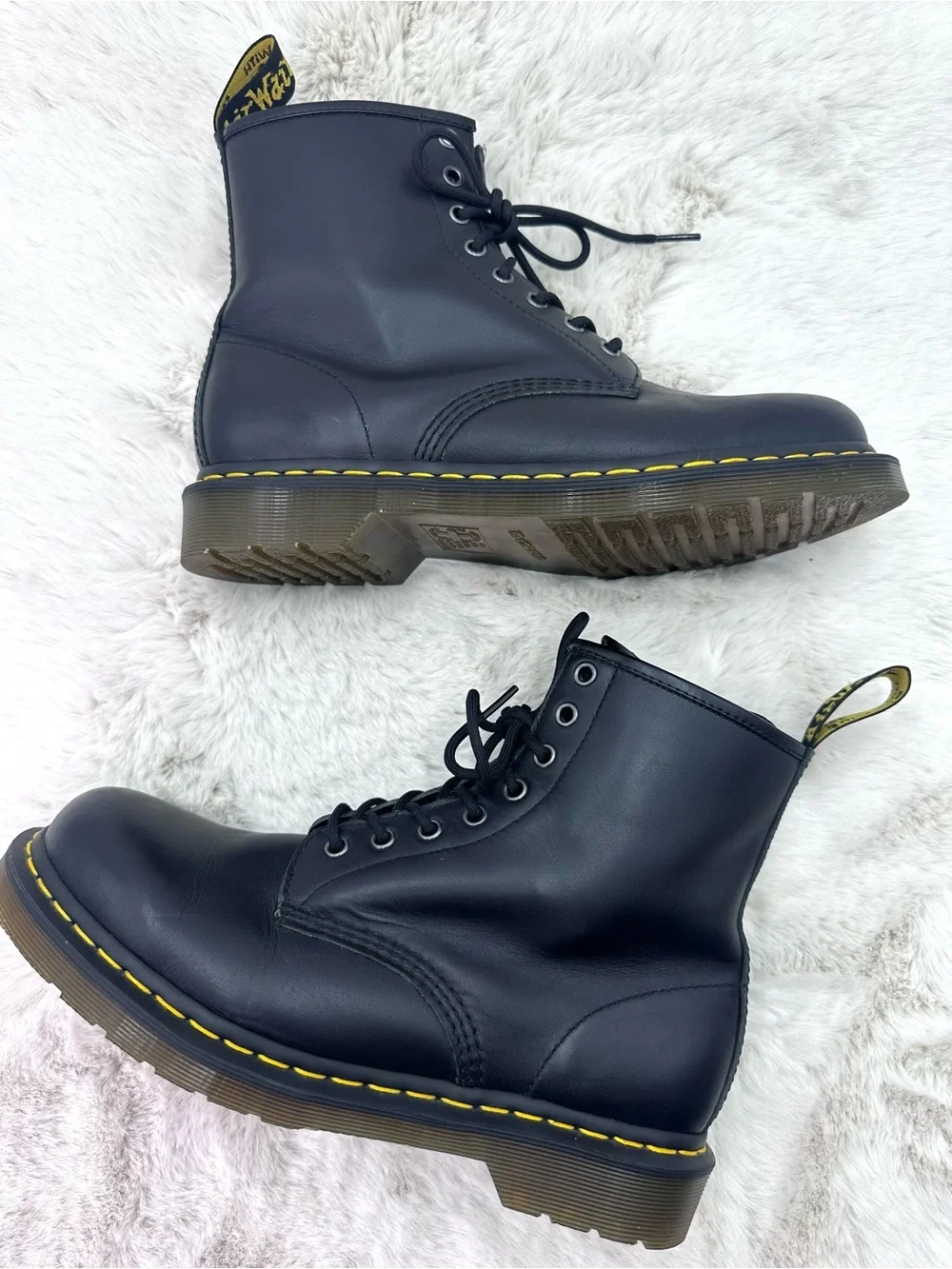 Dr. Martens 1460 Smooth Leather Lace-Up Combat‎ Boots Black Men’s Size 9